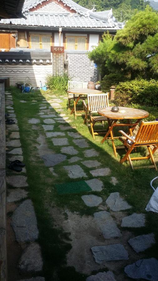 Yeonwoodang Guesthouse Jeonju Buitenkant foto